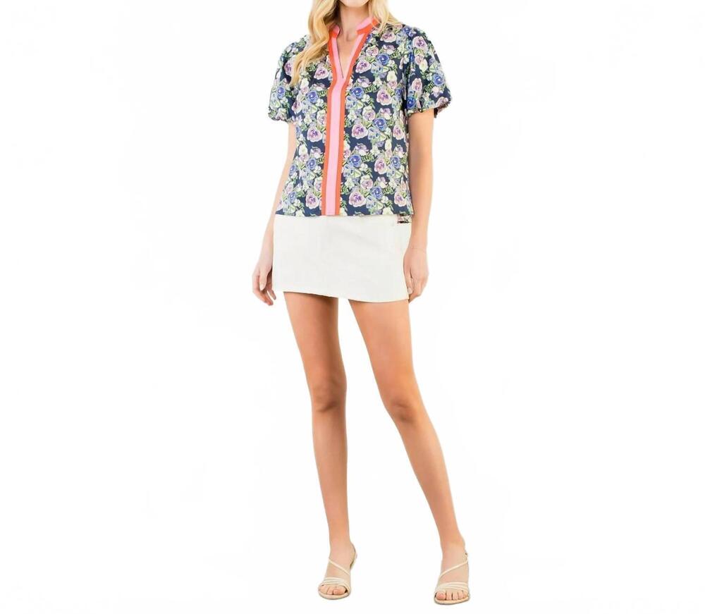 NEW THML floral puff sleeve top in navy multi
